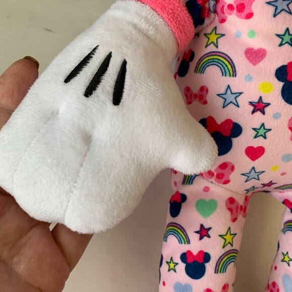 DISNEY MINNIE MOUSE PLUSH IN HER COLORFUL PJS VERY CUTE 20" - Picture 5 of 11